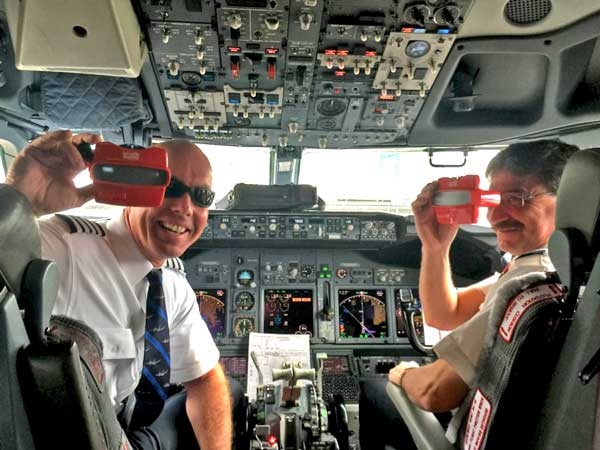 Southwest Airline Pilots Love Their Promo RetroViewers